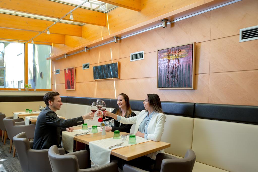 Business-Hotel Stockinger Ansfelden Esterno foto